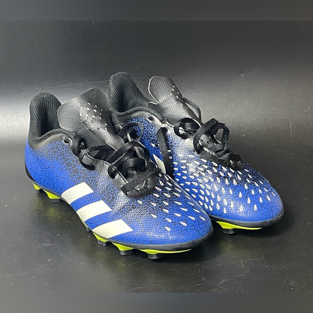 adidas Kids Predator soccer cleats